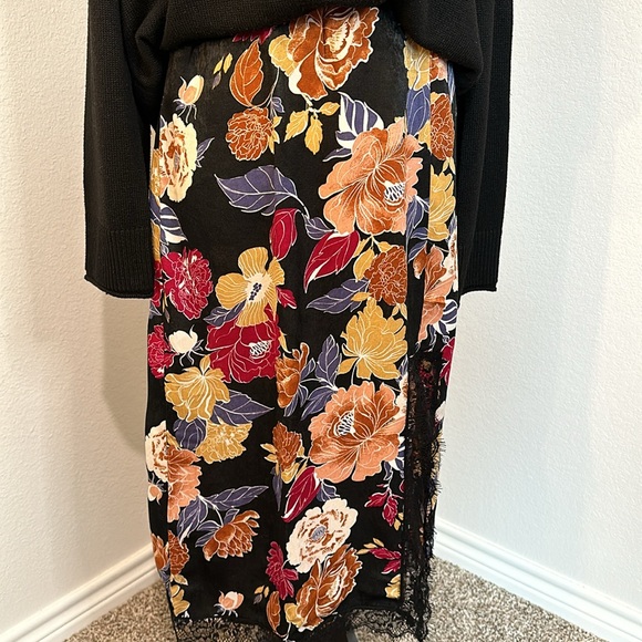 BAND OF THE FREE LILOU BLACK FLORAL LACE SLIP MIDI SKIRT (S) NWT - Picture 7 of 10